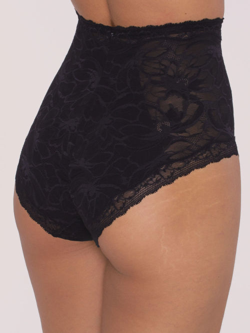 Miederhose ” Magic Boost Highwaist Panty ”von TriumphFarbe: schwarz