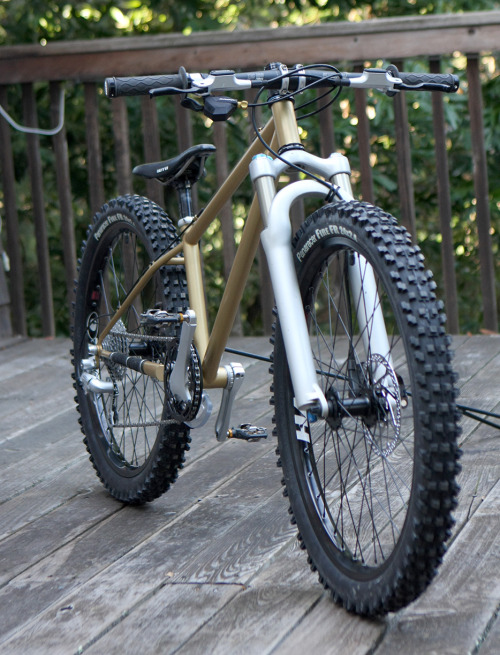 strange-measure:  PVD Micro-DH – PodRacerOne | Peter Verdone Designs 本気のキッズバイク！！