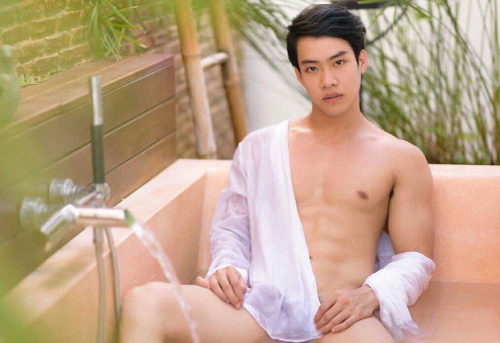 spermboyz:  Don’t you like Thai guys?