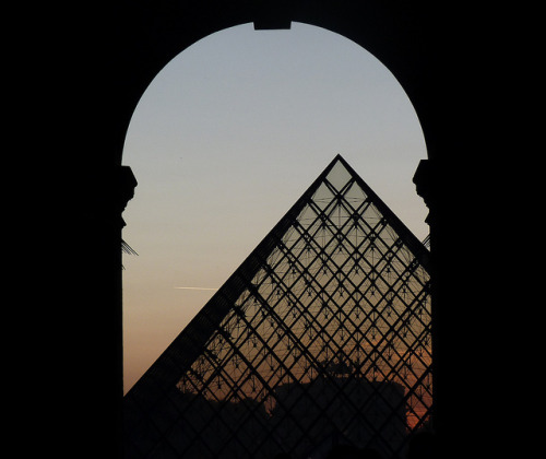 xshayarsha: Musée du Louvre, Paris.