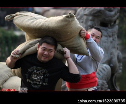 hotasianpics:  buddy3
