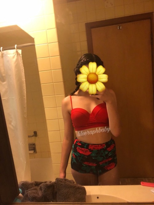 lilseraphbaby: life update: alcohol makes me horny wow