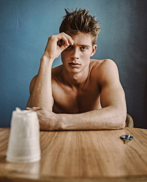 southafricangayboy: I would have his babies