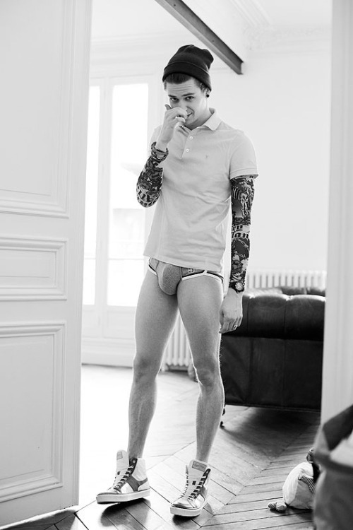 hottieliciousblog:  Nicolas Lagiere by Sylvain Norget Posted November 17th at Hottielicious Blogspot View Post 