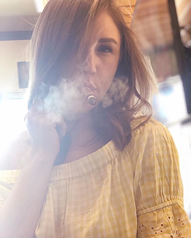 ftbmelanie:The other day I smoked the One Off by Illusione. A little on the pricier