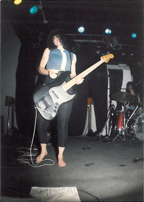 fuckyeahbabesintoyland-blog:  Babes In Toyland, Michelle Leon - Babylon A Go-Go, Cleveland, OH, 1991.   [credit: Bill Keaggy, Flickr] 