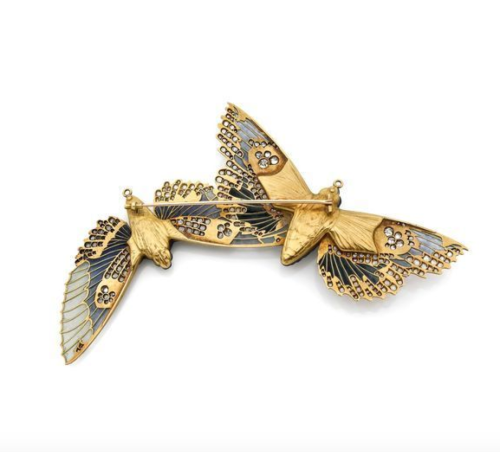ephemeral-elegance:Diamond and Plique a Jour Brooch, ca. late 19th CenturyRené Laliquevia Ala