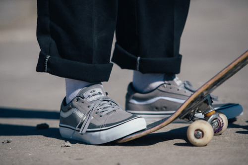 Get the best in boardfeel, flex, & traction with the Pro...