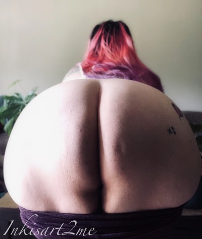 inkisart2me:Phat bottom girls make the 🤘🏻😎🌎🔄❣️For you juicy booty lovers 💋