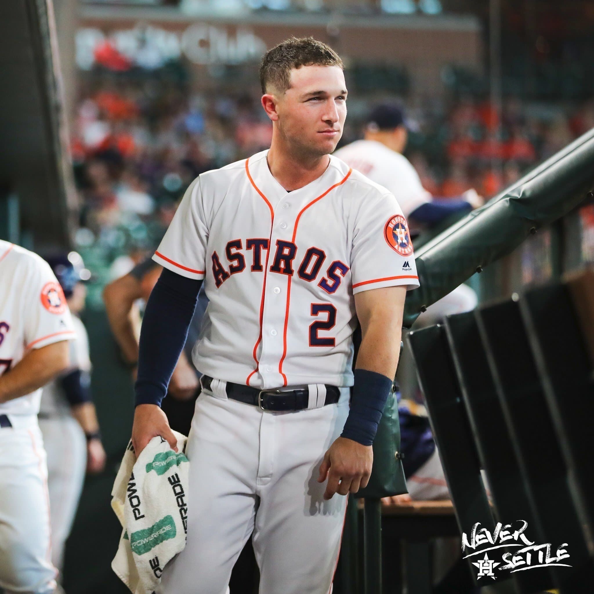 straightdudesexting:I want one night with World Series hunk Alex Bregman! ⚾️🍆Twitter: @straightdudehot He is so sexy! I’d love one night or multiple goes with him! And…nice vpl in the last pic! 