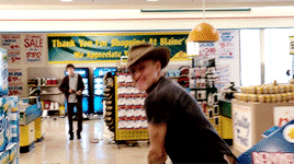 creeped:7/31 days of Halloween  »  Zombieland (2009)