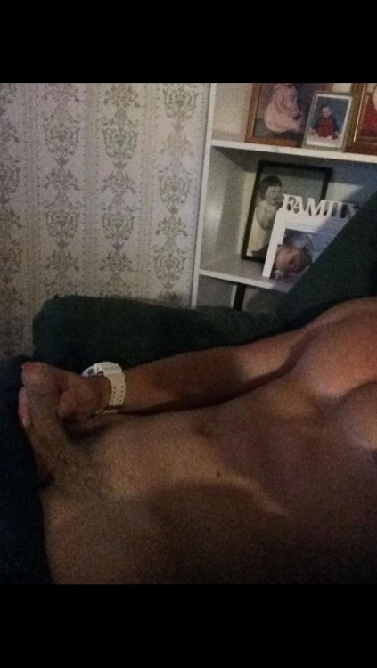 ksufraternitybrother:  AUSSIE DUDEKSU-Frat Guy: Over 94,000 followers and 63,000 posts.Follow me at: ksufraternitybrother.tumblr.com