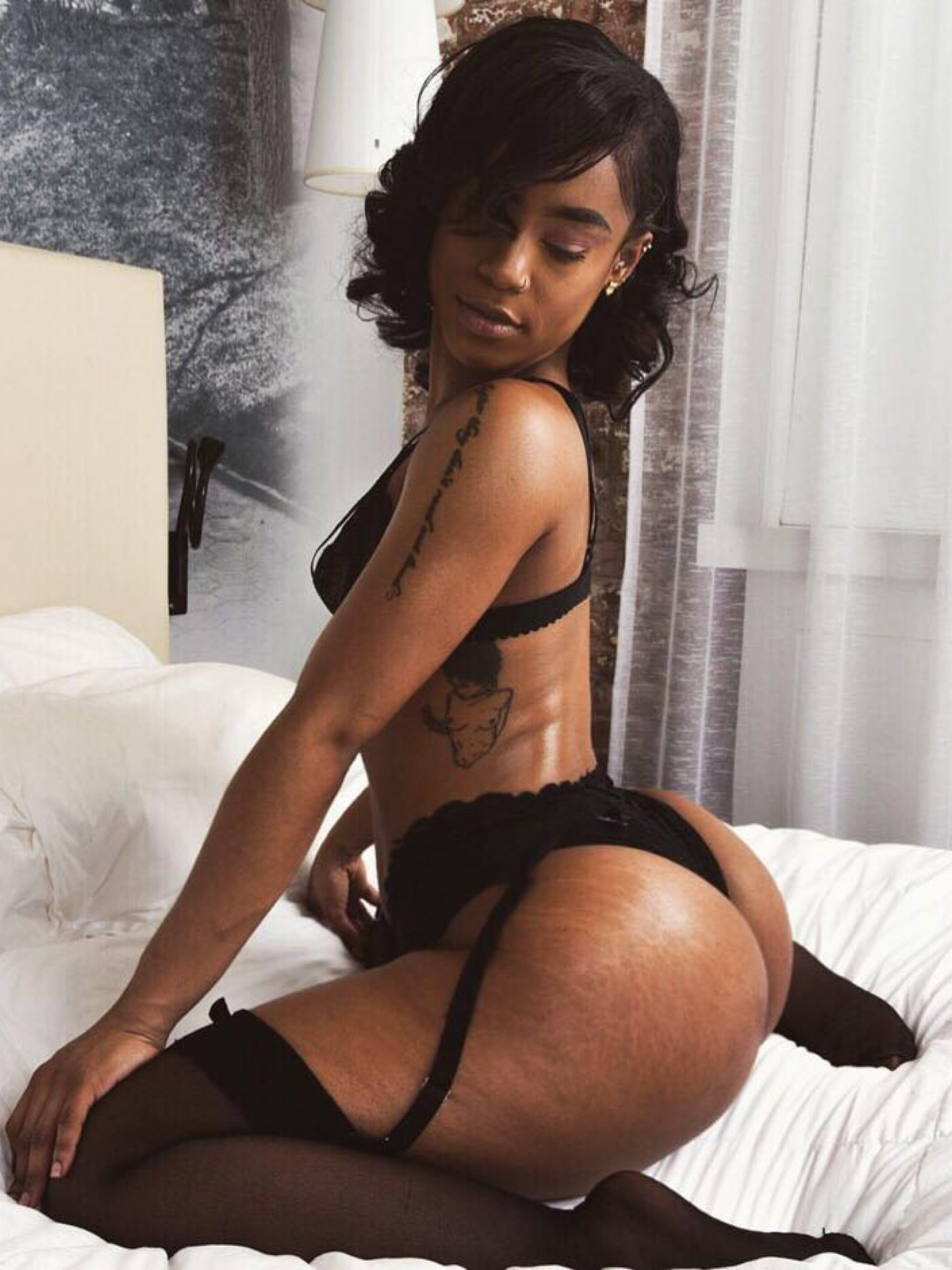 ashtheambitious:loverssway-deactivated20220503:Yes