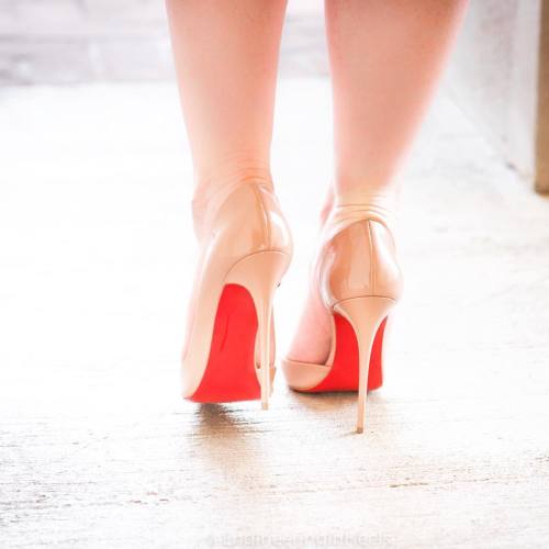 engineeringinheels: Walking away in @louboutinworld Iriza 120s sure does look good. #NudesForAll #Lo