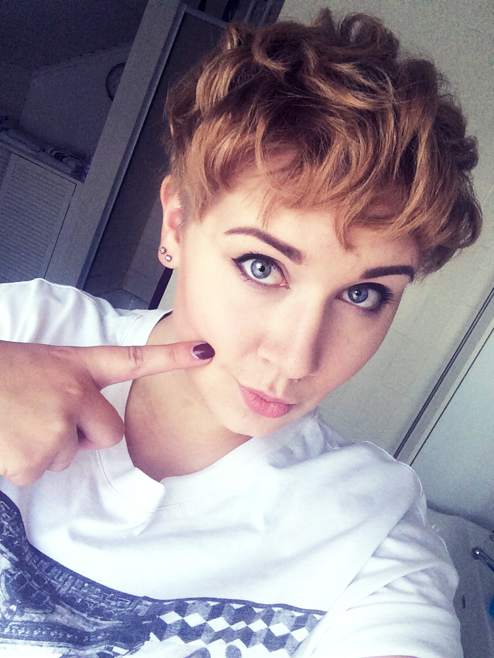 cumber-hiddles:  just discovered that the combination of my new hair color and curls