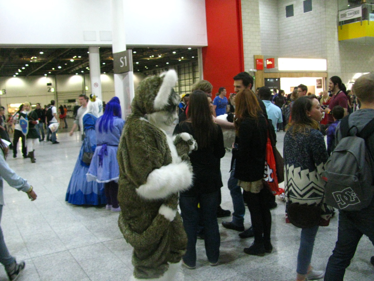 most of the fursuiters didnt have their heads on or were walking too fast for me