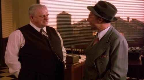 Death of a Salesman (1985) - Charles Durning as Charley[photoset #5 of 5]