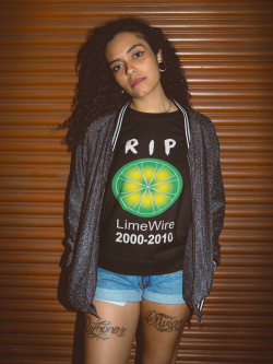 throwbackblr:   Remember when you tried to download a song and got Bill Clinton instead, good times. LimeWire you shall never be forgotten. AVAILABLE HERE  