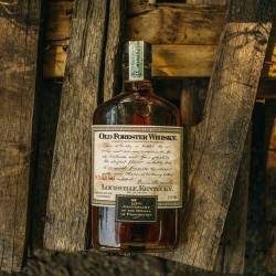 poeticsir:  louisvillebourbonbuzz:  It’s not every day that one of your clients hooks you up with some awesome bourbon/whisky. Last weekend I had a photoshoot and the clients mother worked for Brown Forman (Old Forester, Woodford Reserve, etc).   When