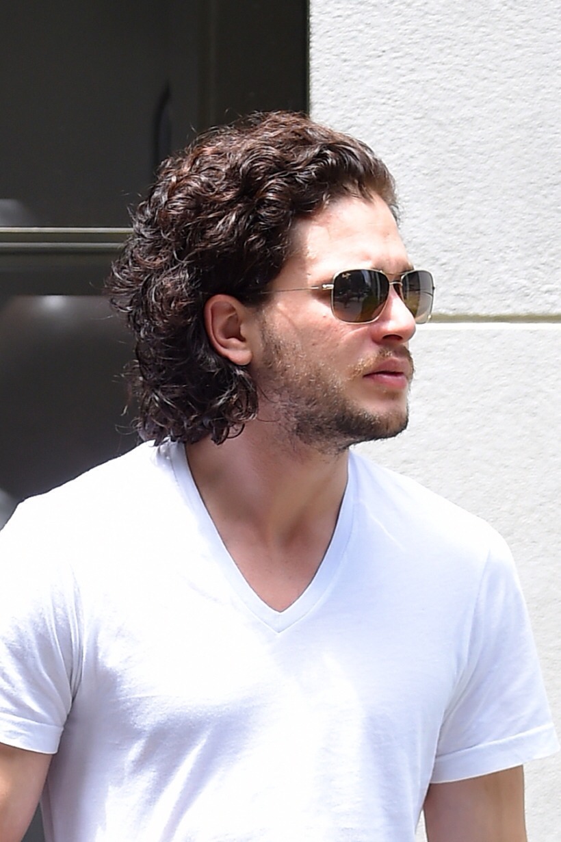 kitharingtononmymind:  Kit Harington Keeps It Cute As He Takes A Smoke Break In New