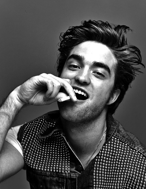 robsource:Robert Pattinson photographed by porn pictures