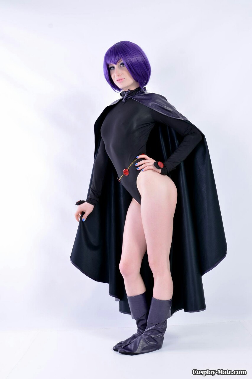 irishgamer1:  Raven from Teen Titans showing us everything. 