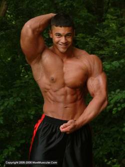 super-youngandstrong: Teen Matt Burzacott: