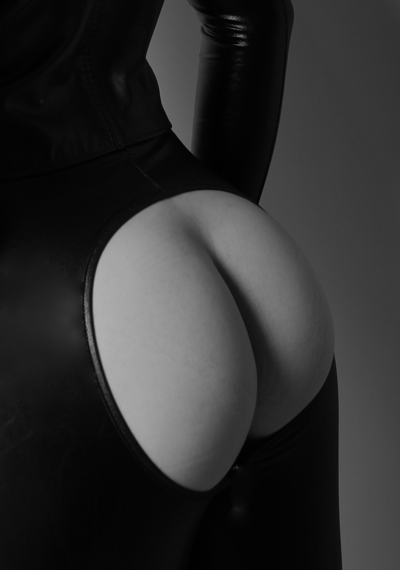 ryosuke-handa:Ryosuke Handa’s  book “CURVES” is scheduled to be published