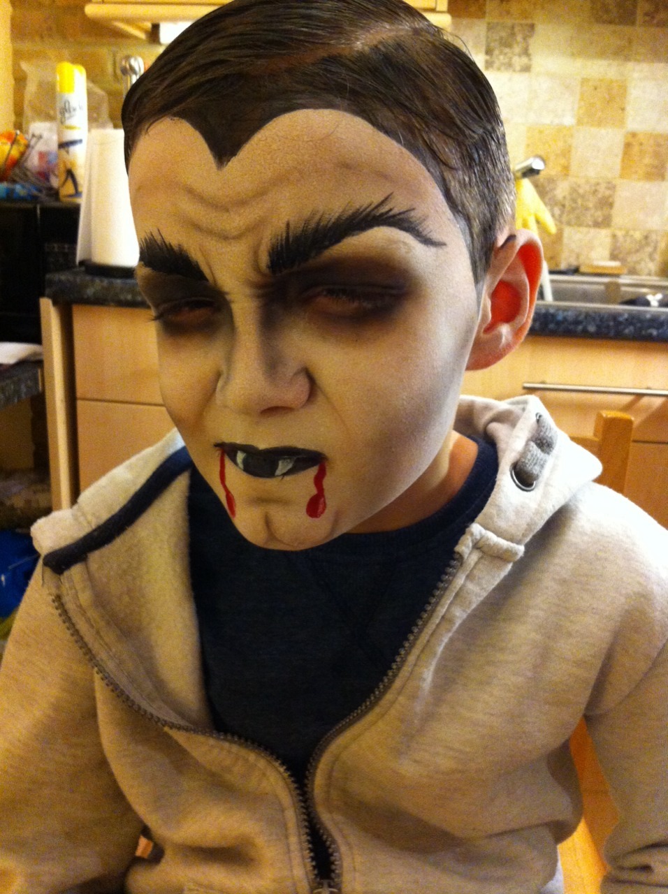 showmemakeup:  I did my nephews makeup for Halloween! A scary Vampire :) 