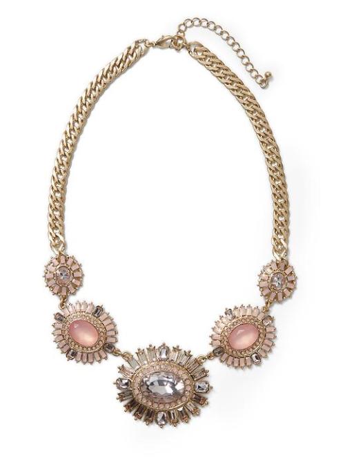 The Tinley Road Flower Link Necklace from Piperlime is the classiest statement necklace of them all!