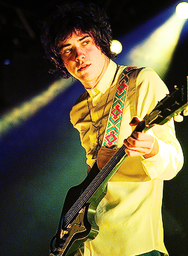 avwg: MGMT in Milano, Italy, 12/12/10.