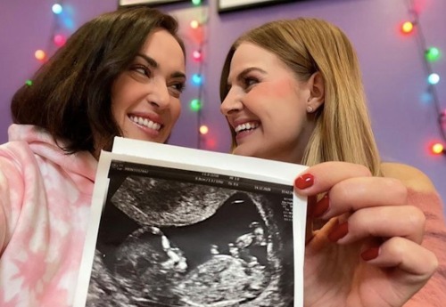 thecarolinebelle:The brightest end to a very dark year - congrats @roseellendix &amp; @roxeteraw