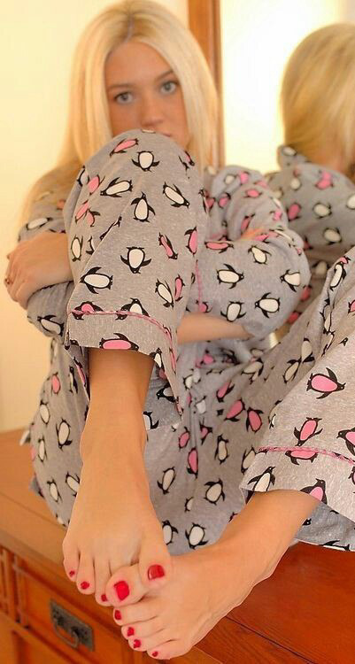 Tantalising Toes!