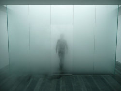 cerceos:  Antony Gormley - Blind Light, 2007 “Architecture is supposed to be the location of security and certainty about where you are. It is supposed to protect you from the weather, from darkness, from uncertainty. Blind Light undermines all of