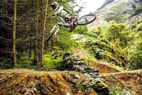 Gee Atherton is on #WhipItWednesday duty!  . #mountainbikes #mountainbike #MTB #mtbtrails #mtbtrail 