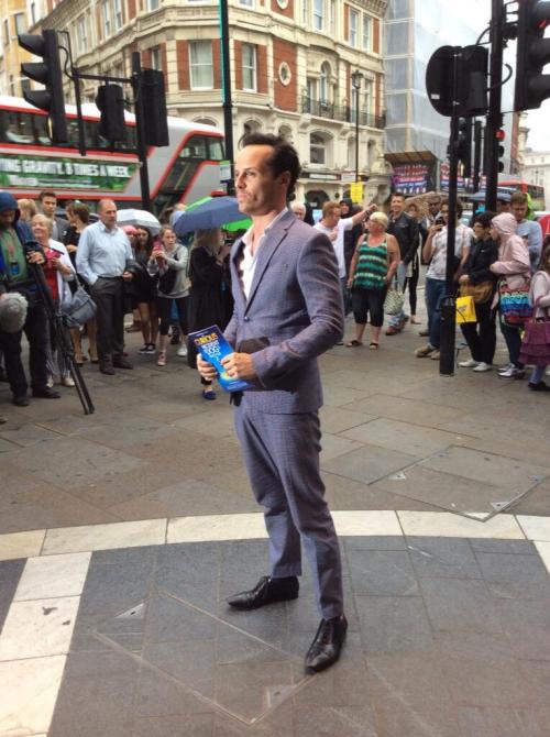 tehhi13: Andrew Scott at the relaunch of ‘The Curious Incident of the Dog in the Night-Time&rs