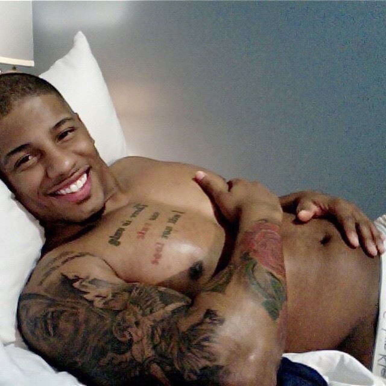 looneytoonz242:  savvyifyanasty:  😍😍😍😍😍 I just want to cuddle with