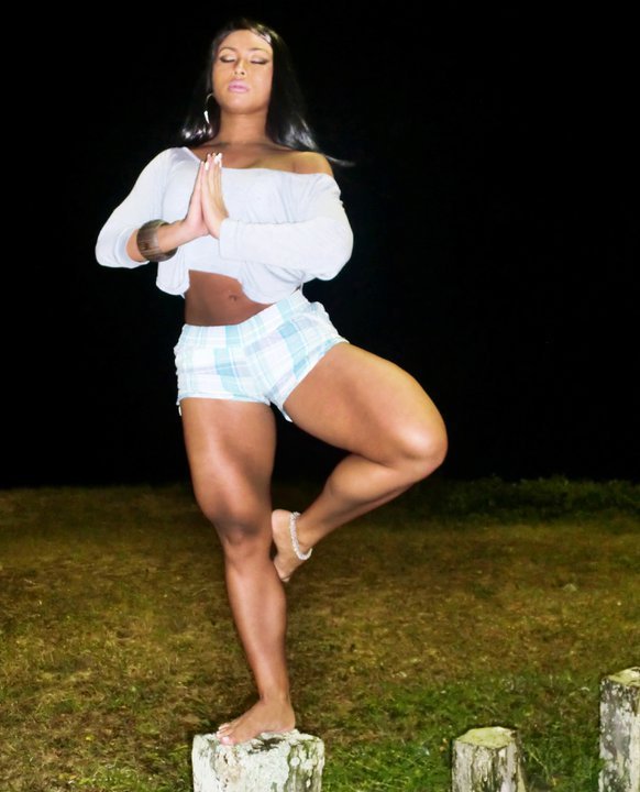insanebodiez:  Brazilian WomenBiggest Quads on the Planet #LegendaryLegs