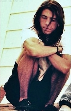 longhairfordays:  Dave grohl