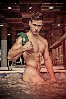 dudes-on-demand:  Victor Galvez