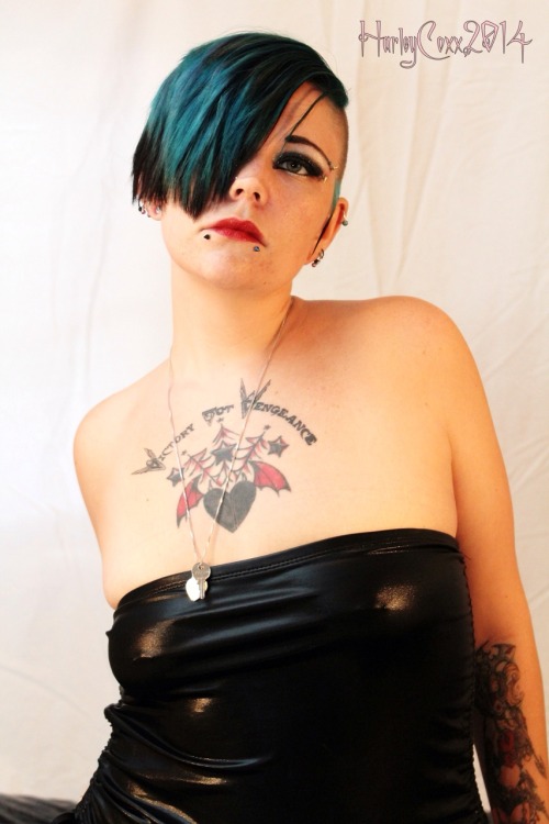 harleycoxx:  New photos ^.^ like follow re-blog xoxo😘  photos by the lovely karlycoxx