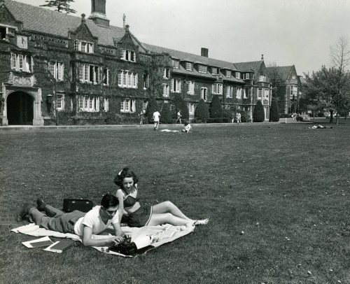 ohsresearchlibrary: Relaxing in open air with gentleman and a typewriter - Reed College, 1945.Photo 