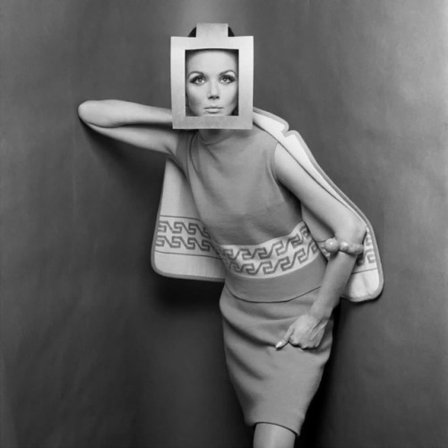 serafino-finasero:Marylu Bergher in a cardboard headdress | photo Gian Paolo Barbieri, 1964
