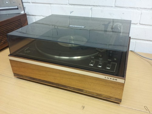 Luxor SV 413 3-Speed Fully-Automatic Transcription Turntable, 1970s(?). Garrard Synchro-Lab SL 95B