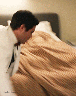 bestmenz:  nkdndfms:Adam DeVine BestMenz honors for Adam Devine.  Funny, thick celebrity