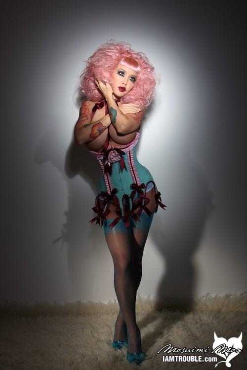 fuckyeahbeautykills:  (via Masuimi Max - Pink Sugar » sugarcut » erotic carniv