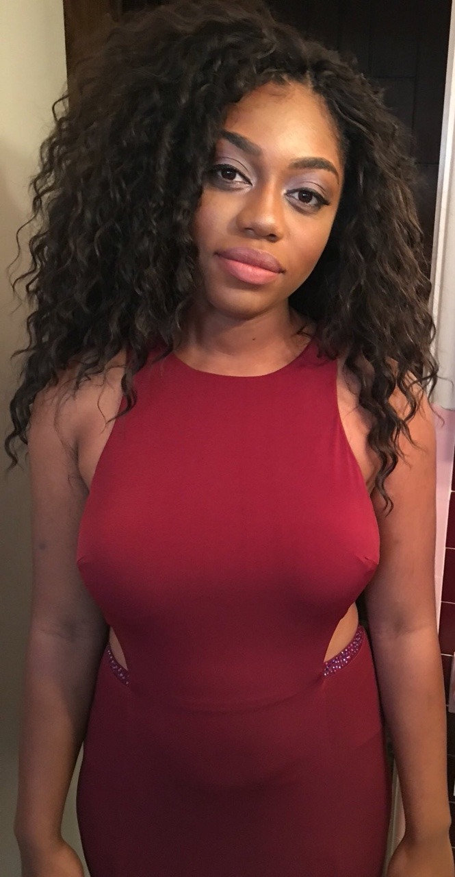 blxcksoftness:  Happy Blackout💁🏽✨ 