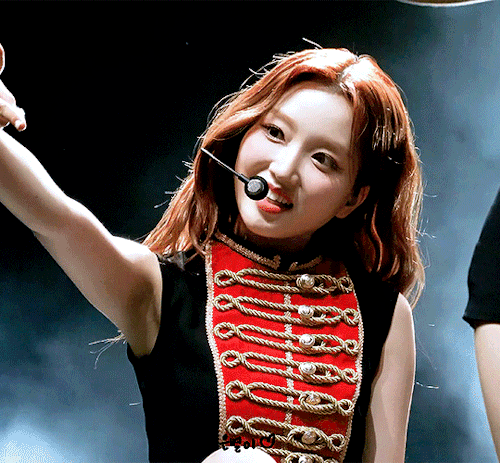 GOWON POSE, 220802