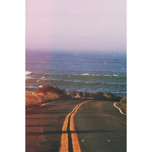 mismaris896:#indie #beach #ocean #peaceful #hipster