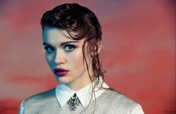 Holland Roden - Line-Magazine. ♥  So sexy. ♥